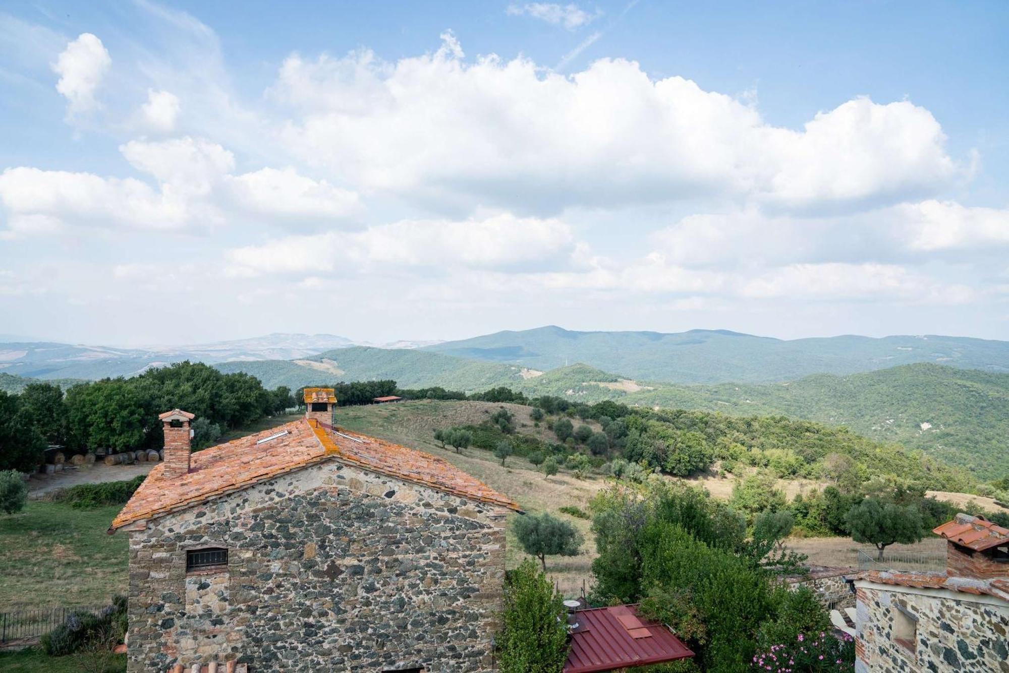 Borgo Cerbaiola Guest House Montecastelli Pisano Luaran gambar